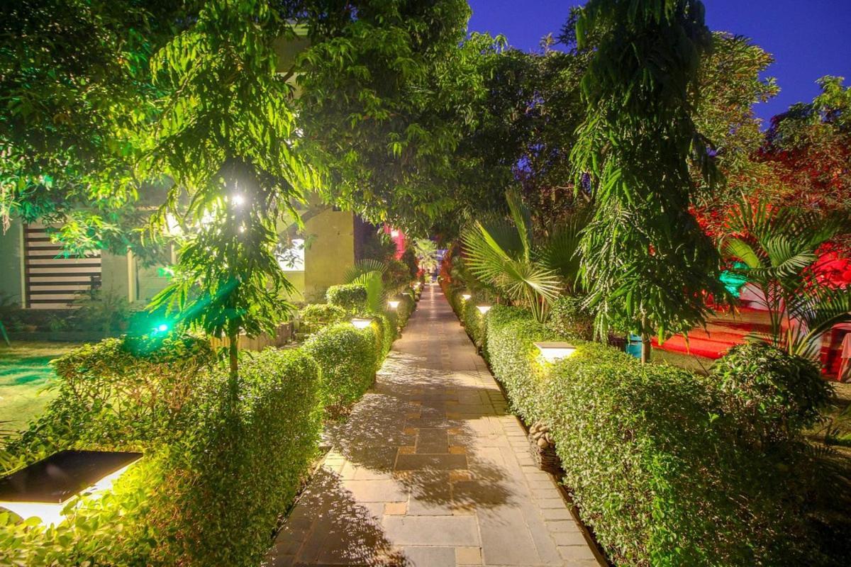 רמנגר Corbett Fun Resort מראה חיצוני תמונה